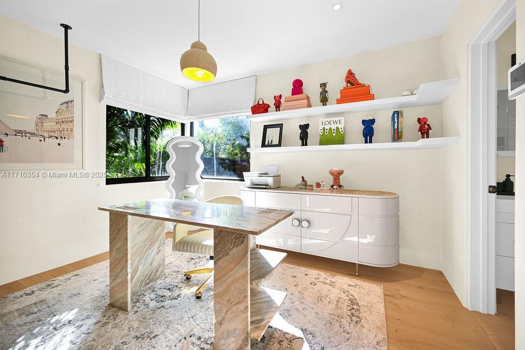 BRICKELL ESTATES - Residential