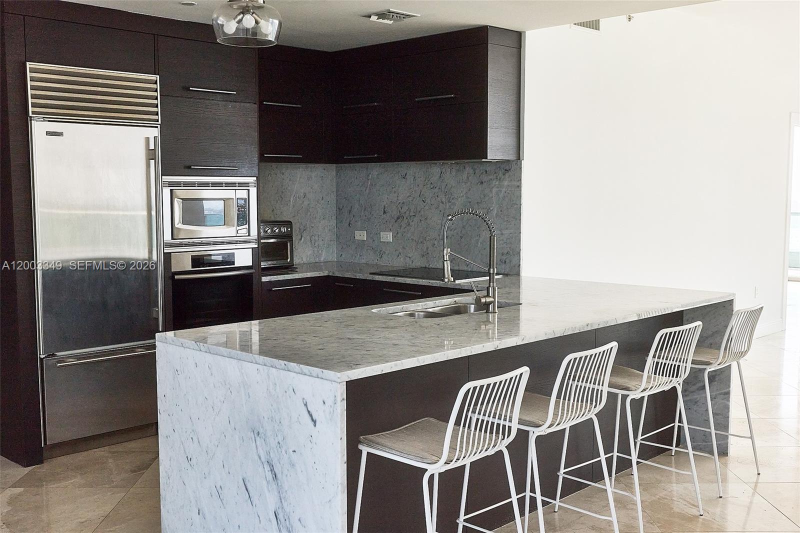 900 BISCAYNE BAY CONDO - Residential Lease