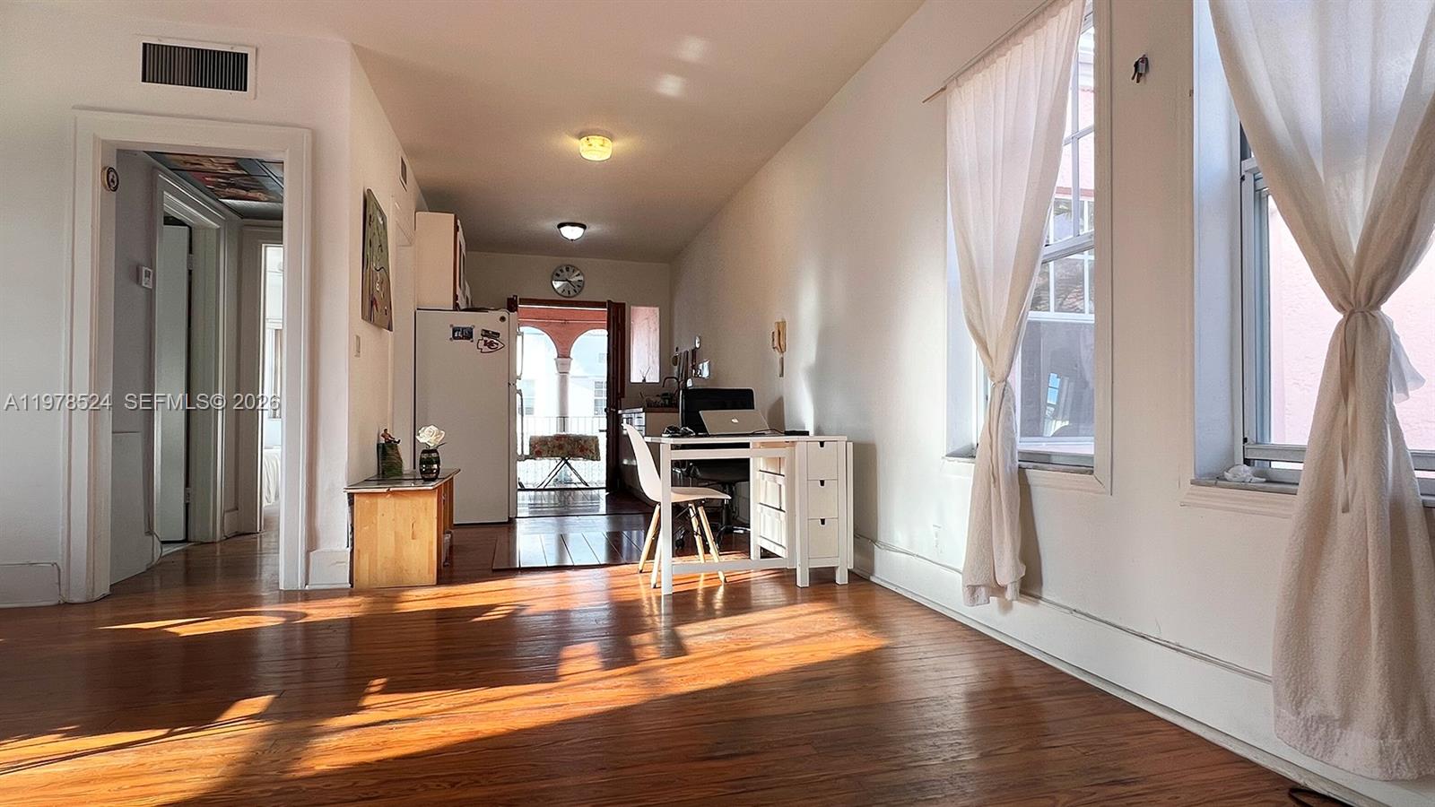 PALM GARDEN CONDO - Residential Lease