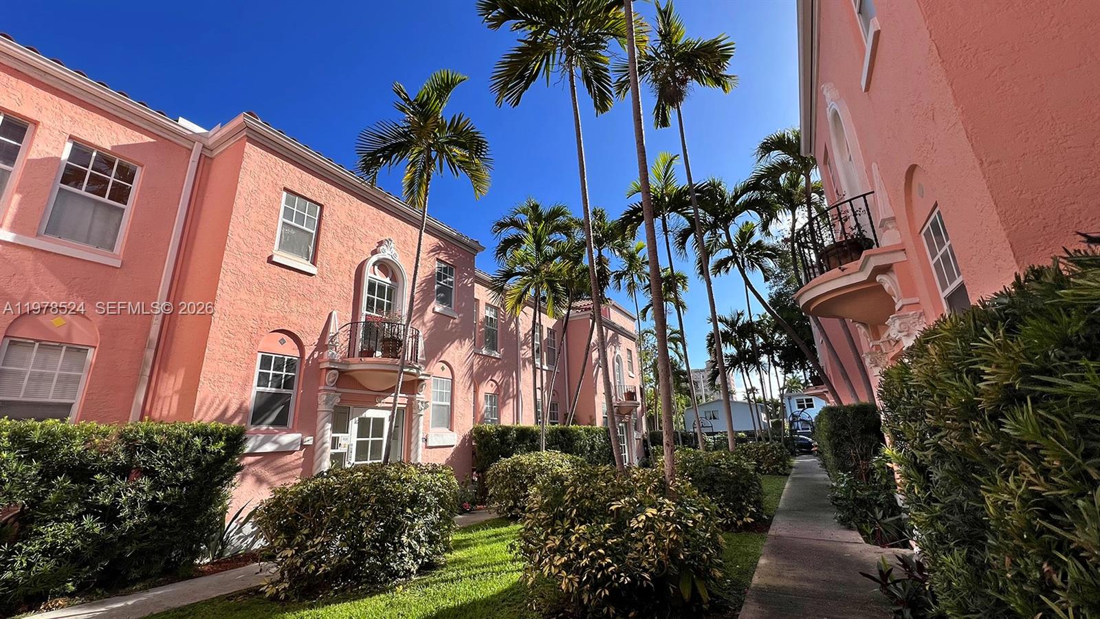 PALM GARDEN CONDO - Residential Lease