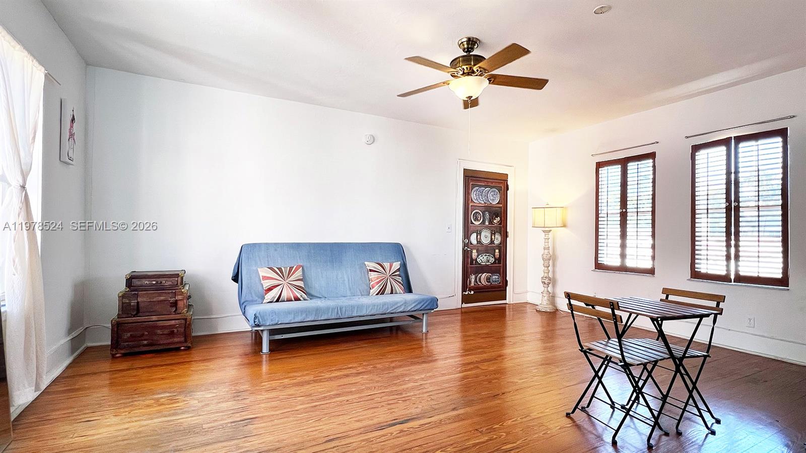 PALM GARDEN CONDO - Residential Lease