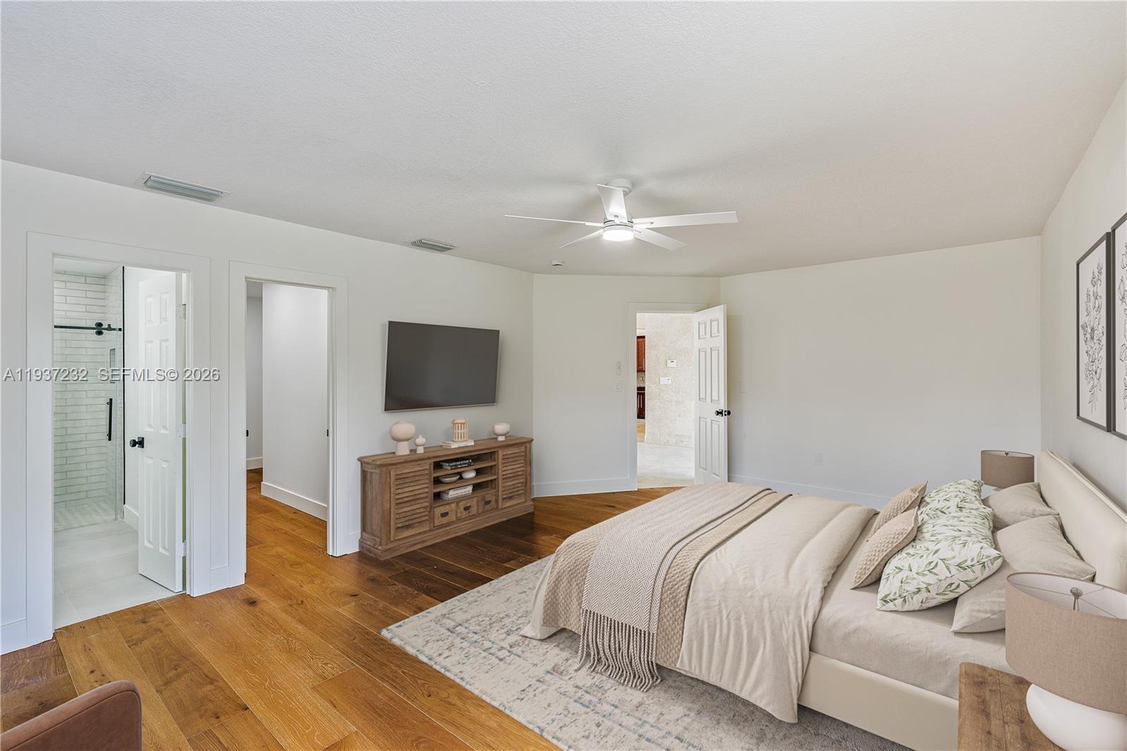 Bonzaza/Bonza­na Ranch Est - Residential