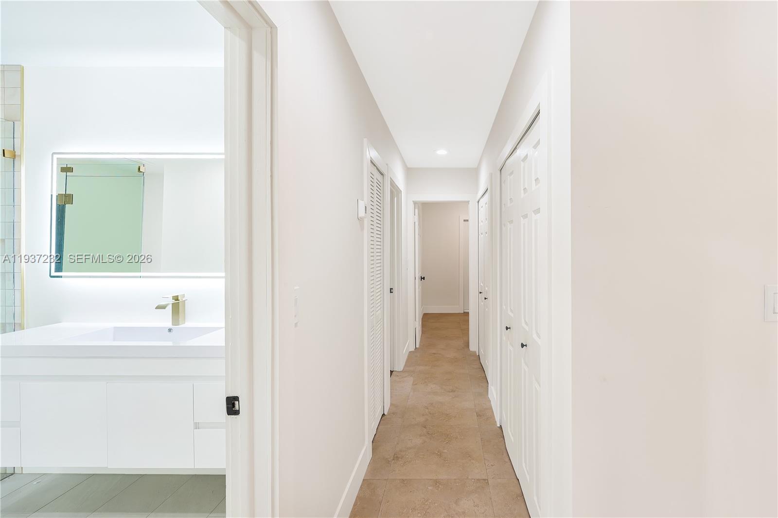 Bonzaza/Bonza­na Ranch Est - Residential