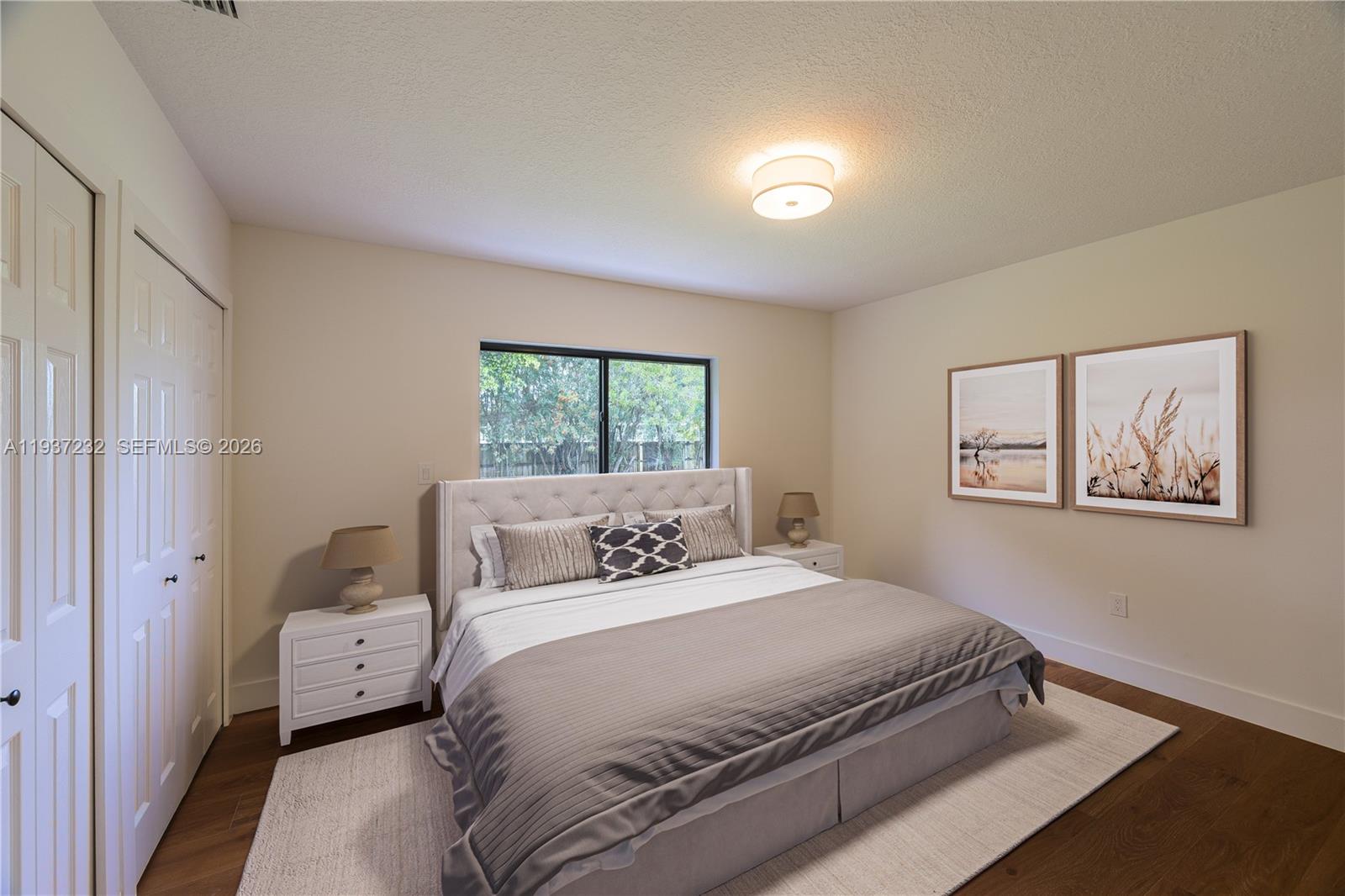 Bonzaza/Bonza­na Ranch Est - Residential