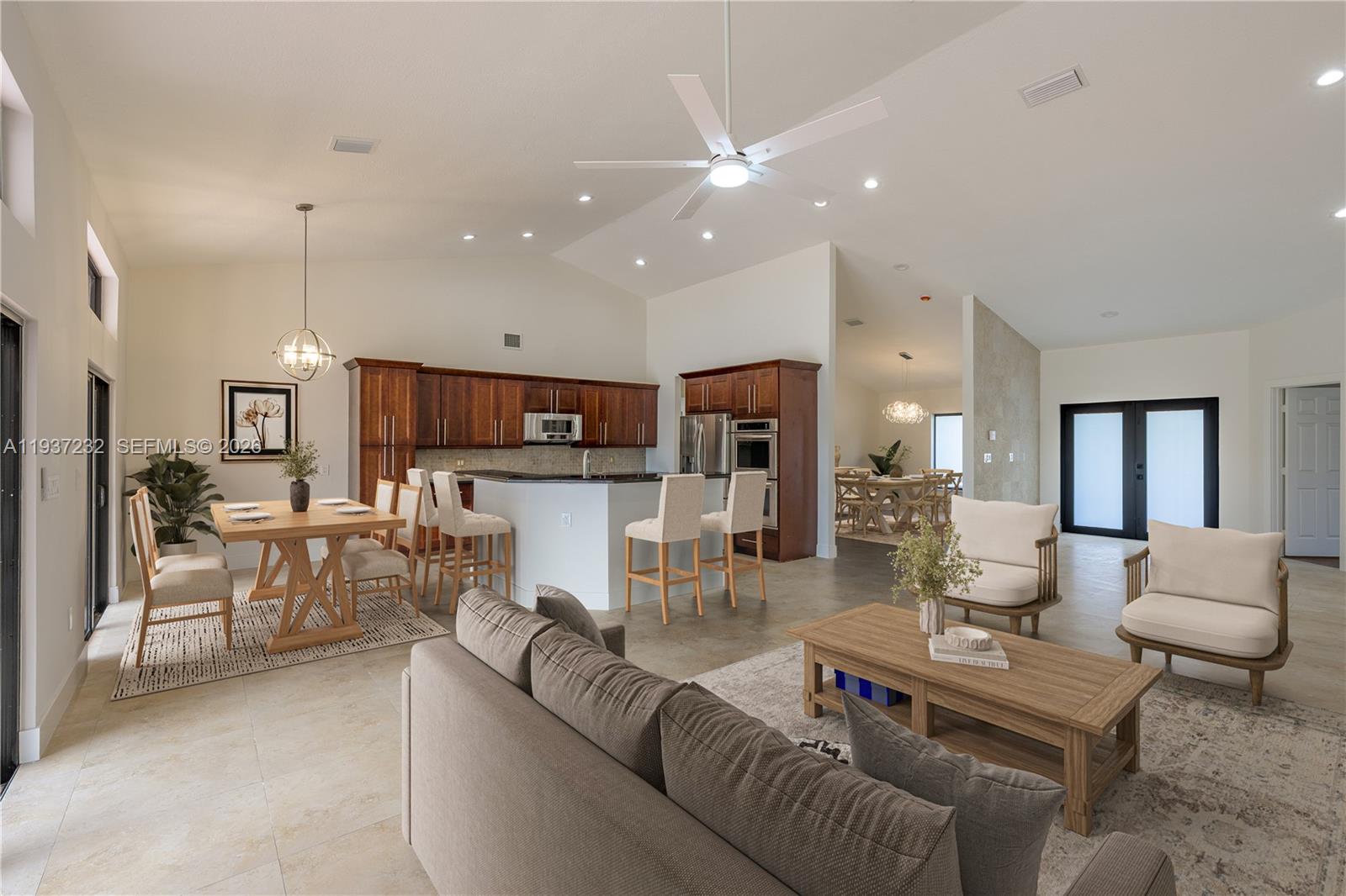 Bonzaza/Bonza­na Ranch Est - Residential