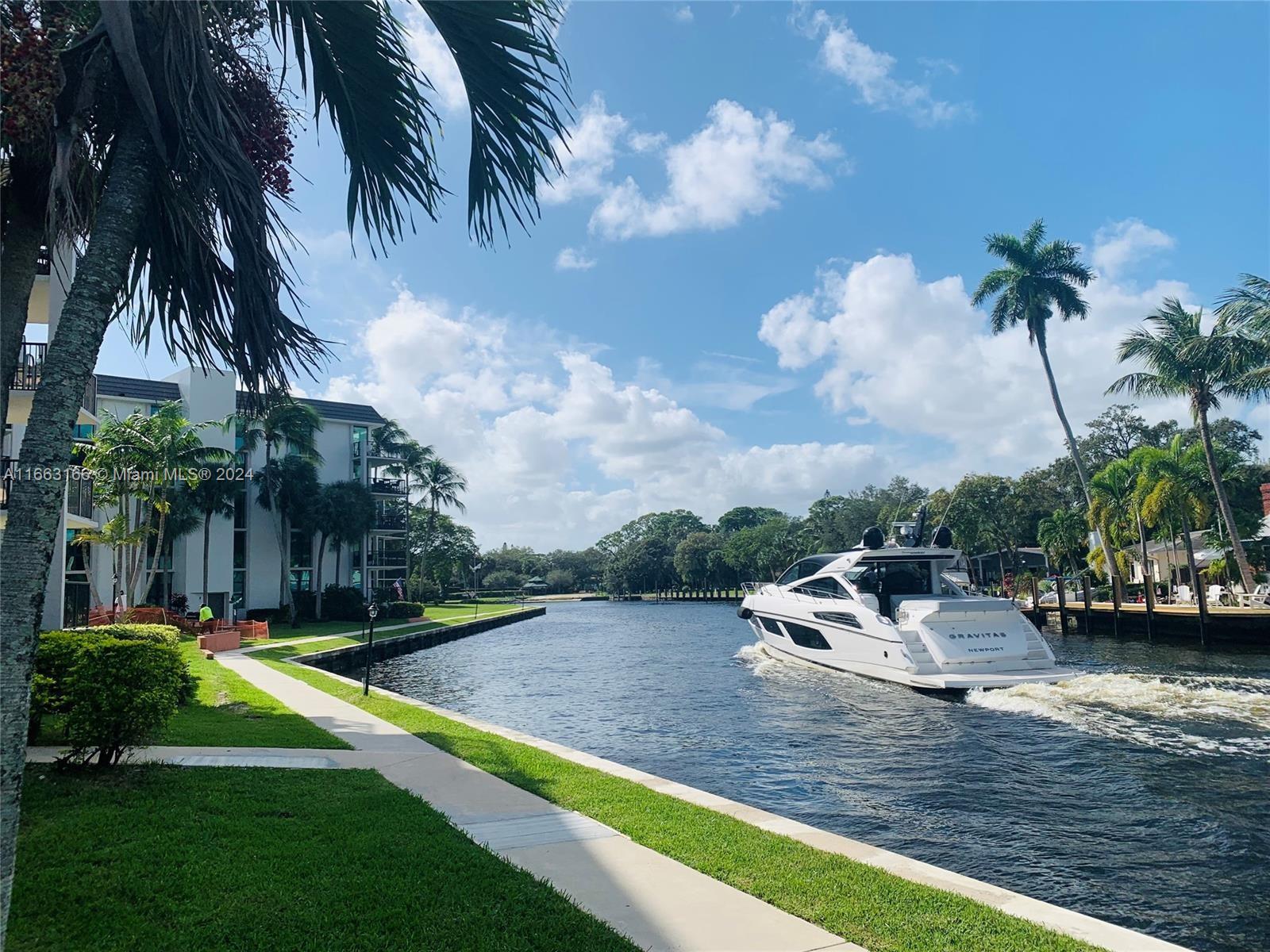 1201 River Reach Dr 206