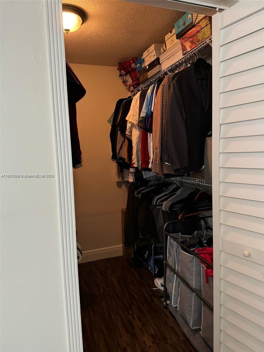 CYPRESS VILLAGE CONDO - Residential Lease