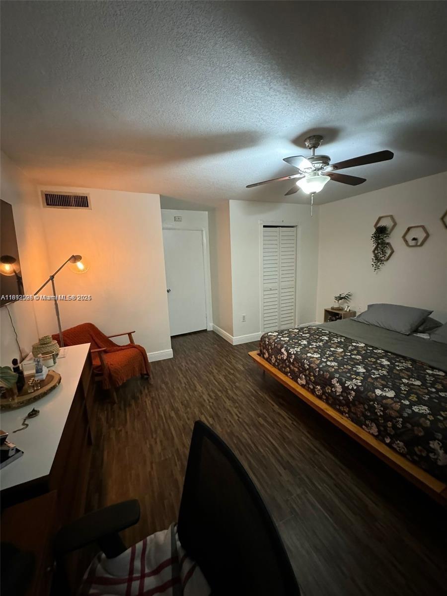 CYPRESS VILLAGE CONDO - Residential Lease