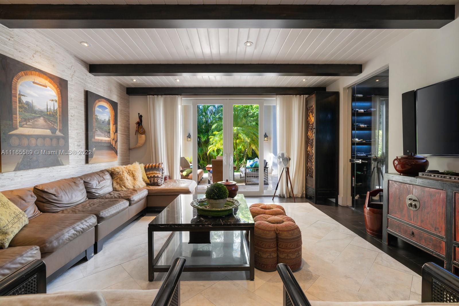 THE PALM ESTATES - Residential