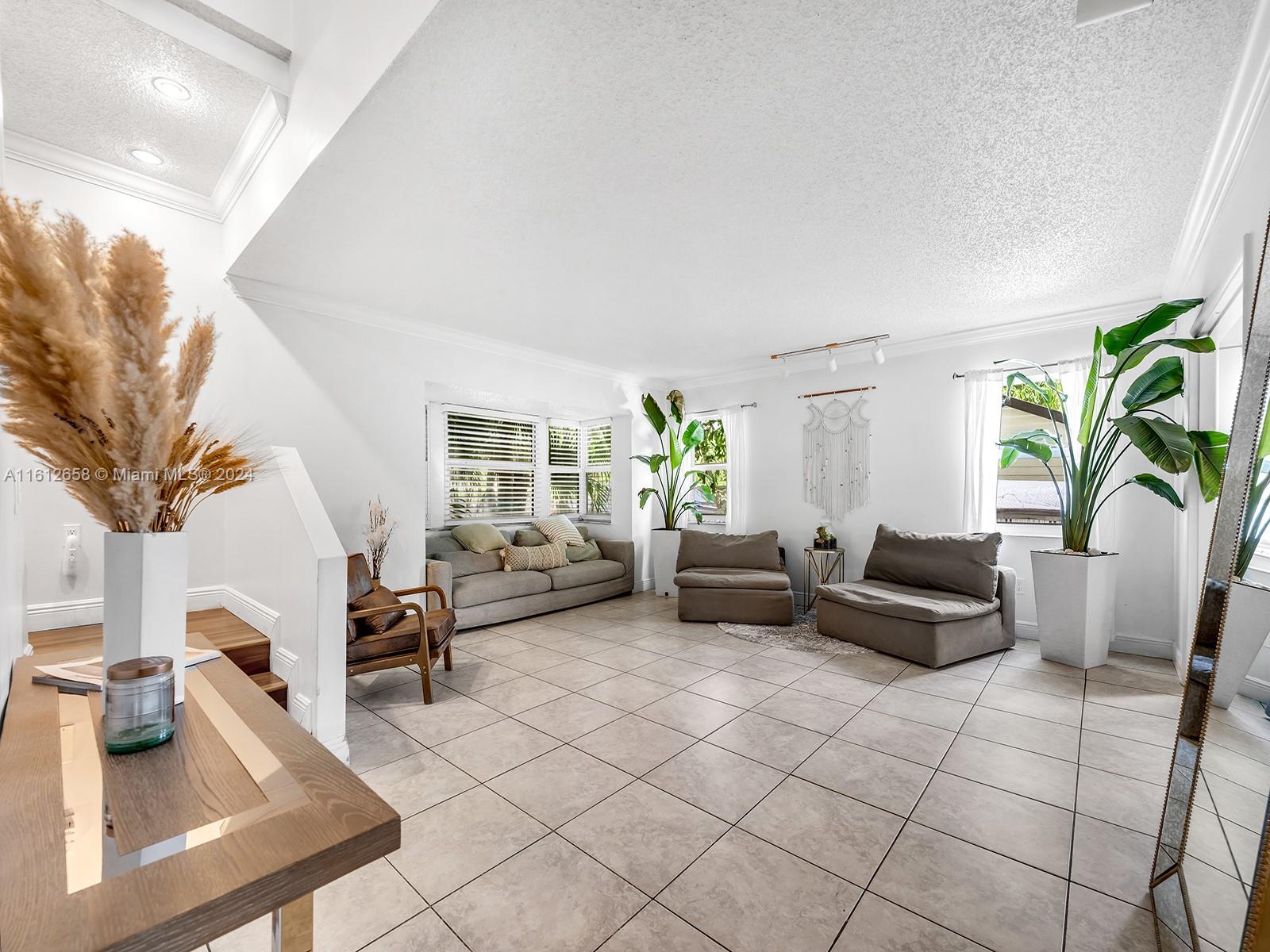 BIRD ROAD FARMSITES - Residential