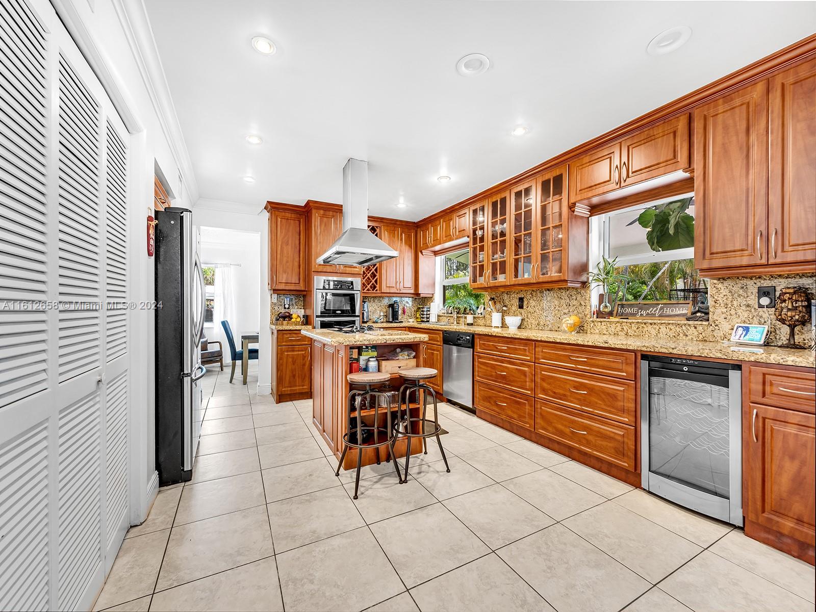 BIRD ROAD FARMSITES - Residential