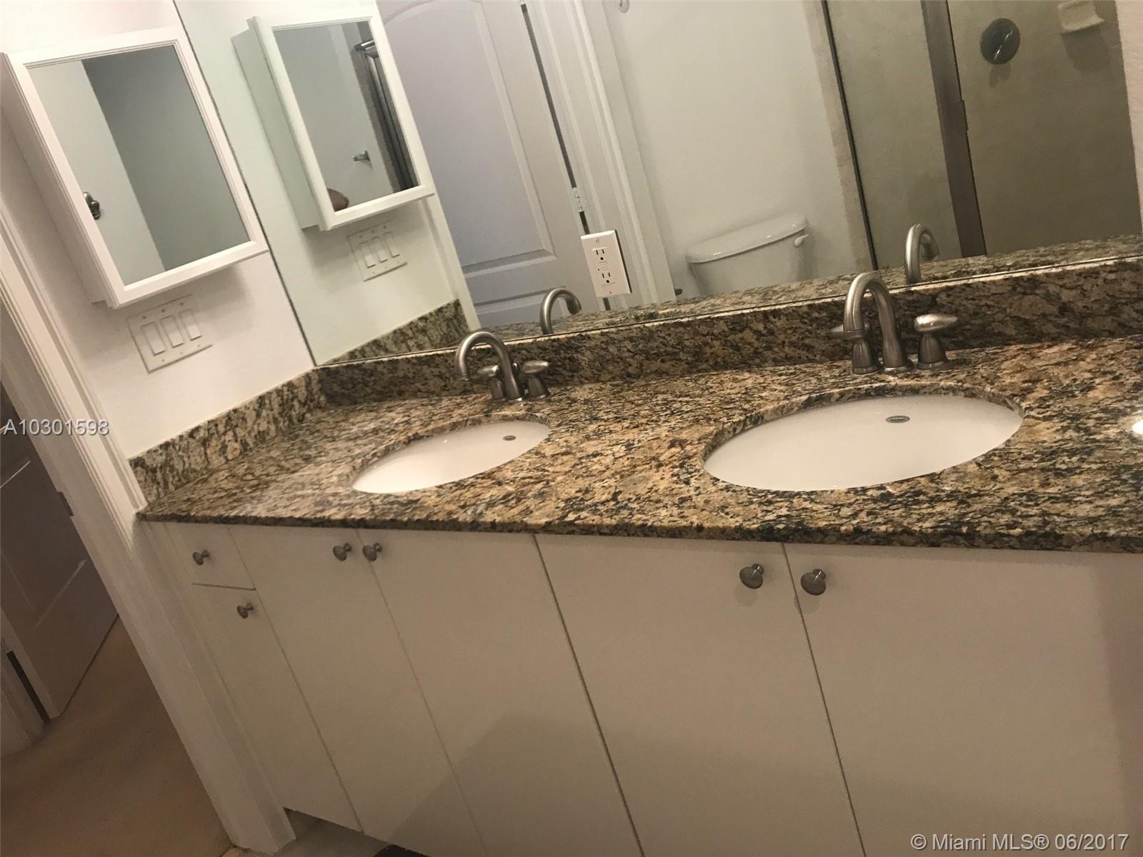 RADIUS CONDO - Residential Lease