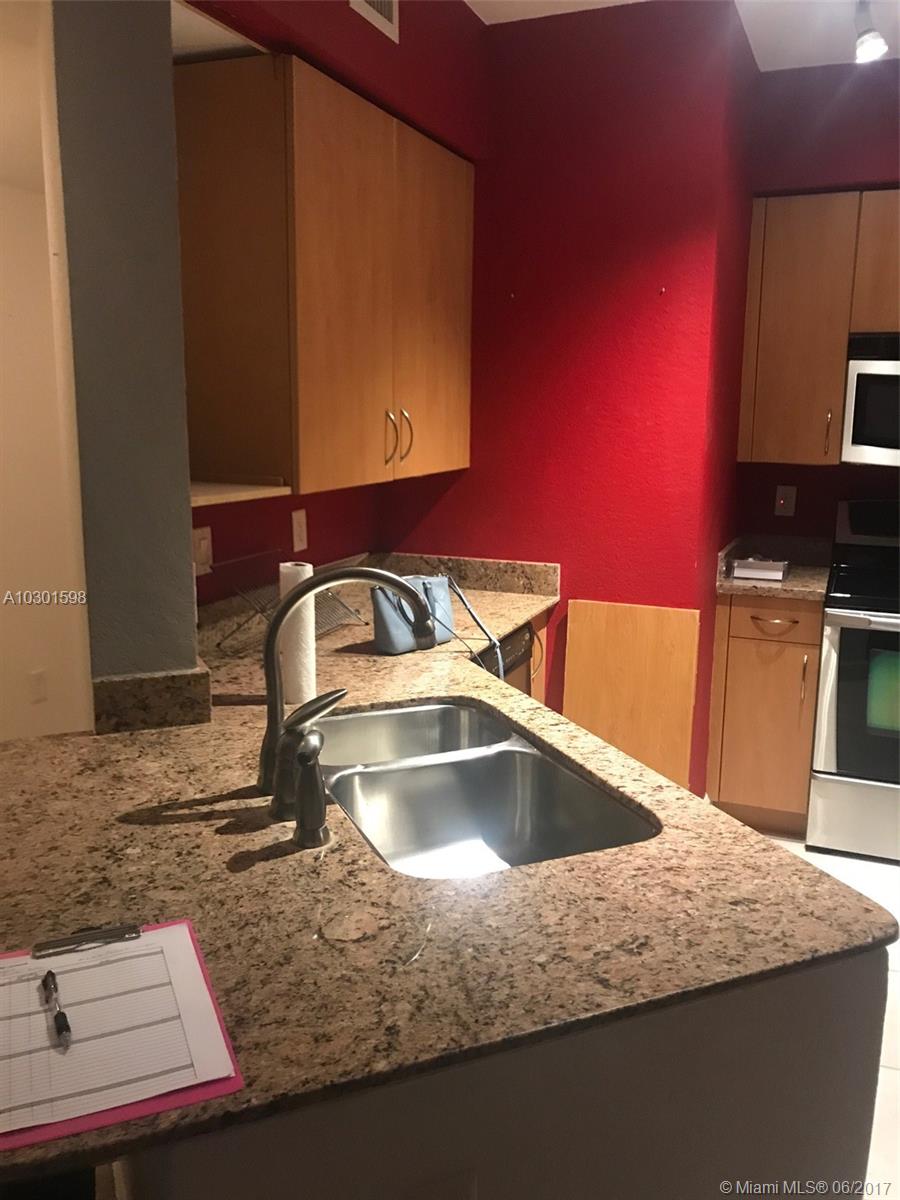 RADIUS CONDO - Residential Lease