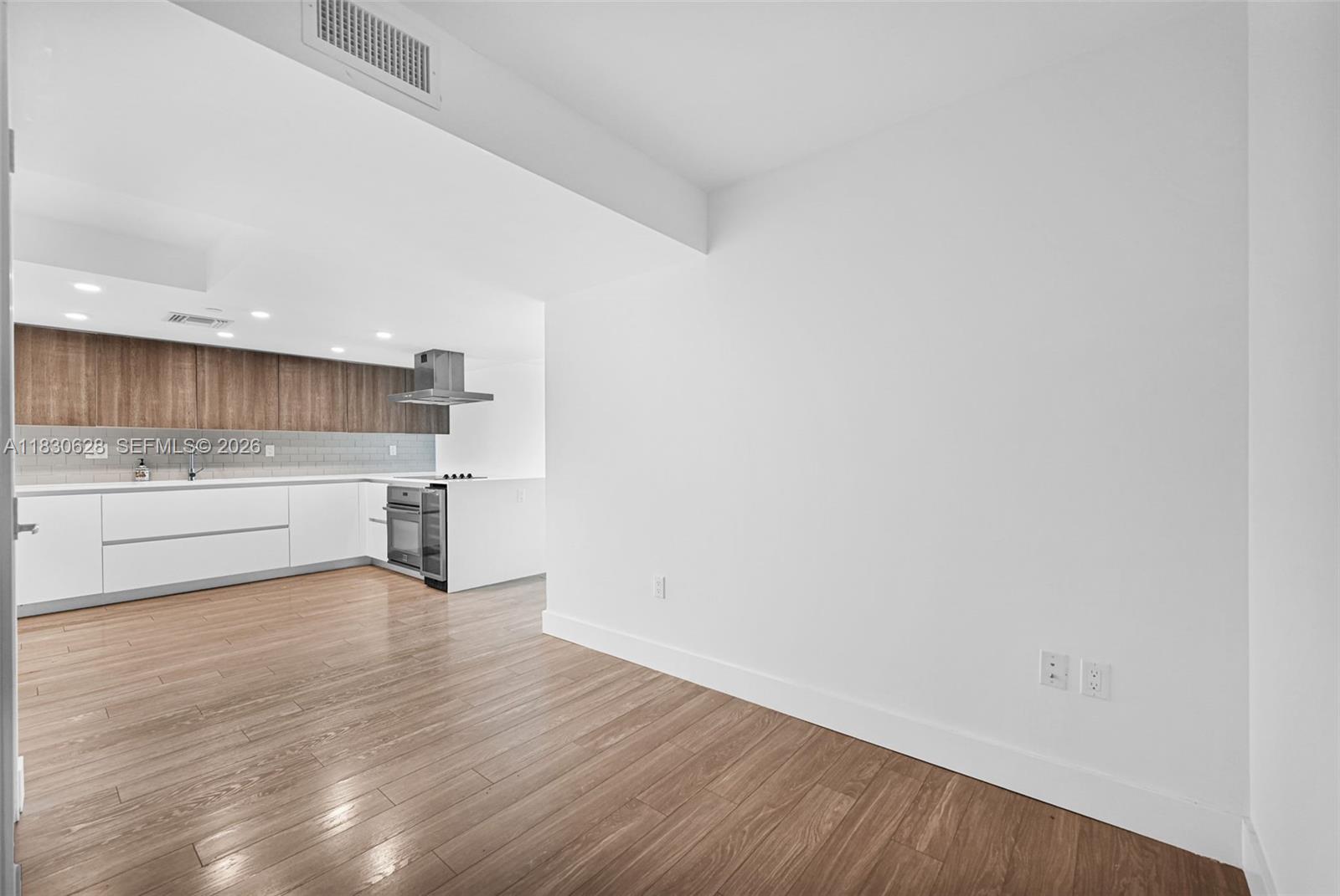 BAY HARBOR CLUB CONDO - Residential