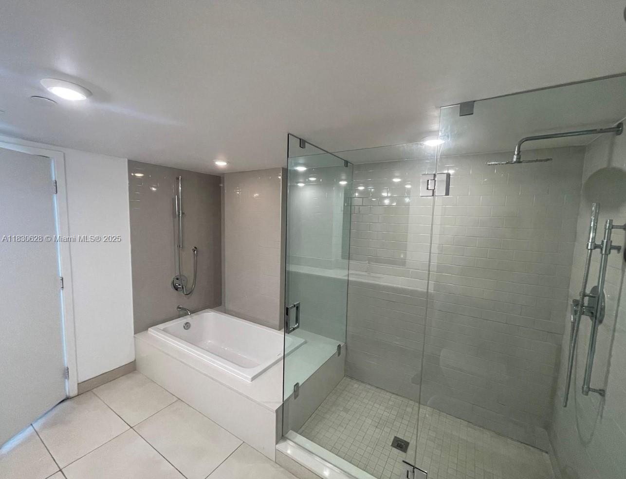 BAY HARBOR CLUB CONDO - Residential