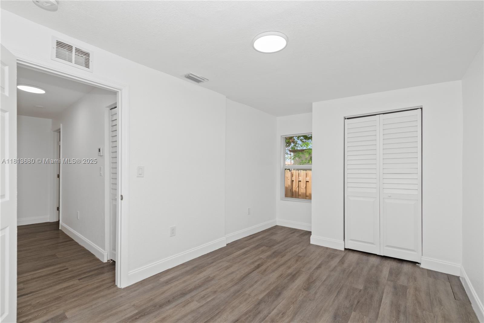 HIGH RIDGE PARK - Residential