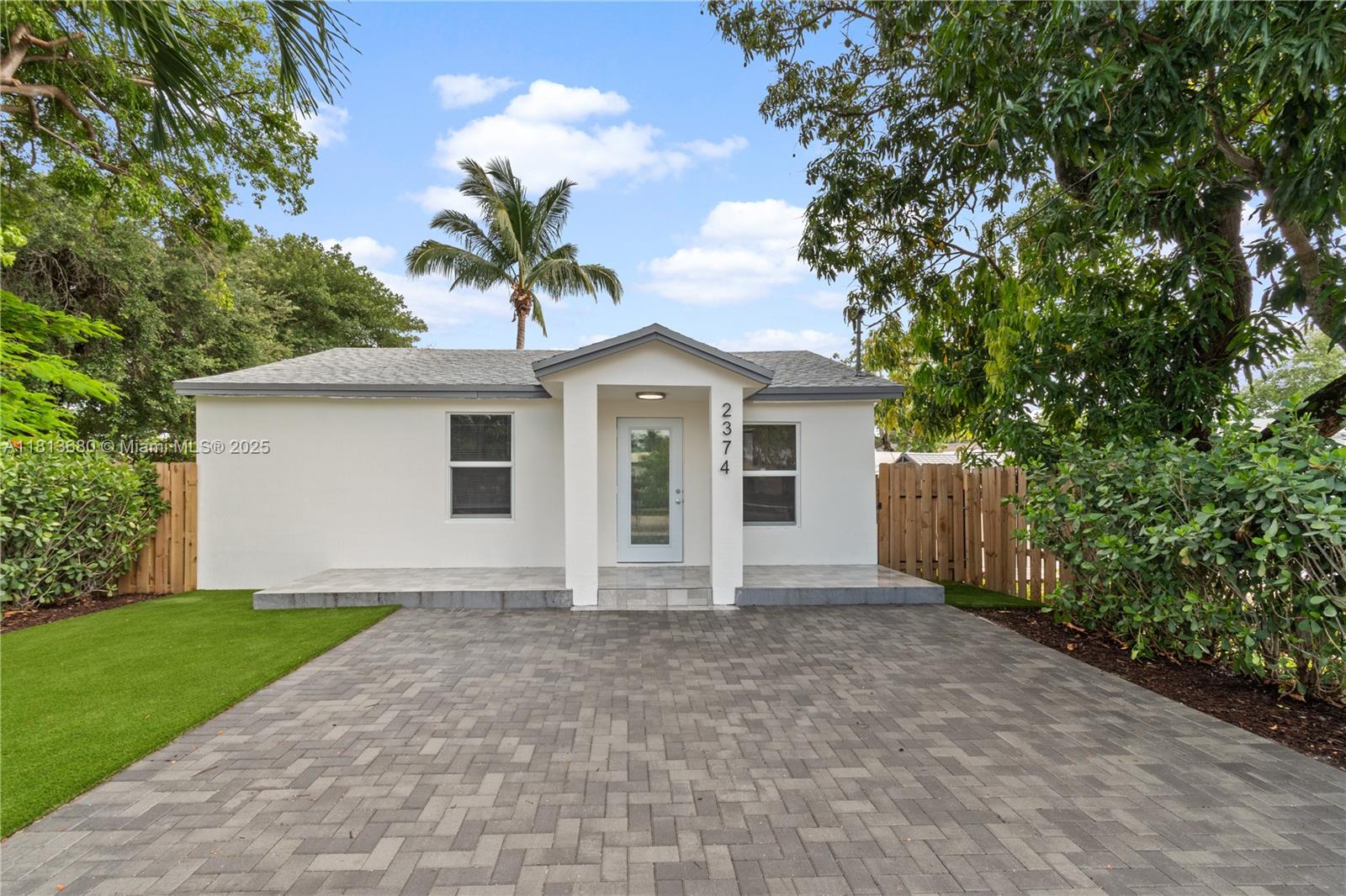 HIGH RIDGE PARK - Residential