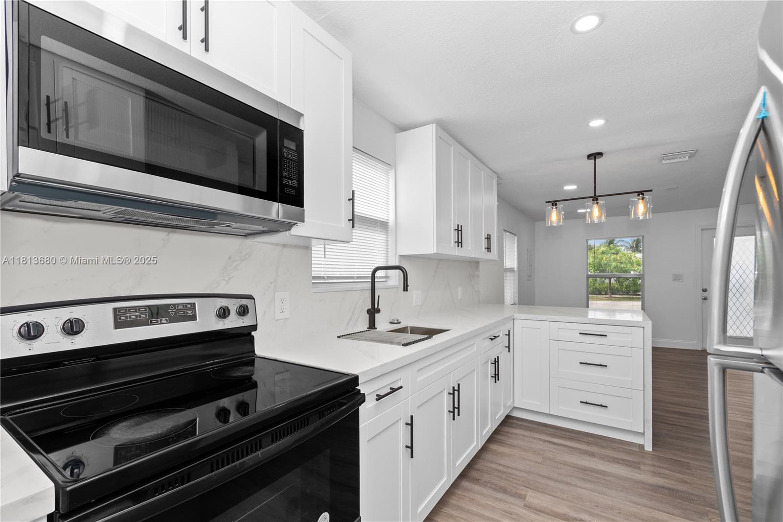 HIGH RIDGE PARK - Residential