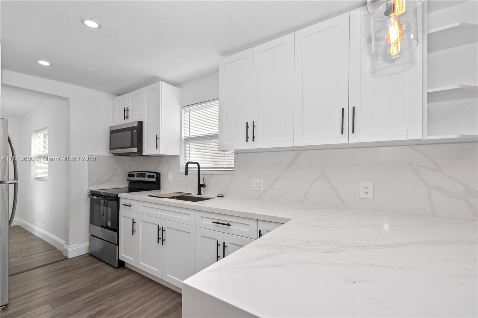 HIGH RIDGE PARK - Residential