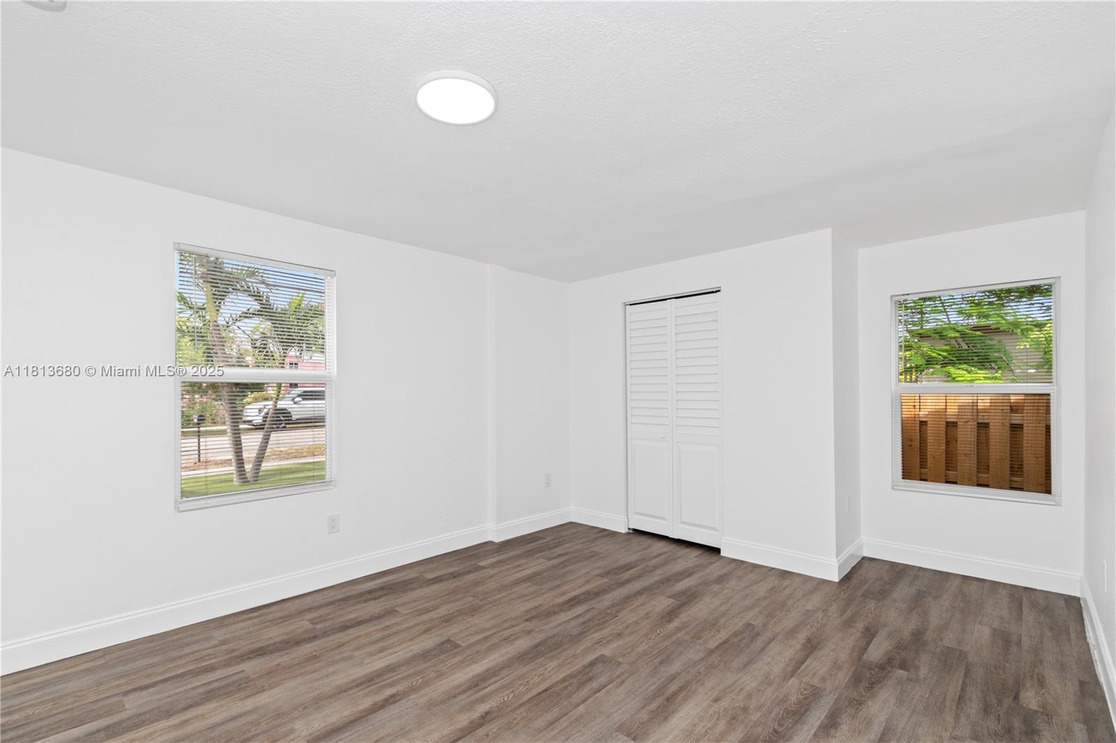 HIGH RIDGE PARK - Residential