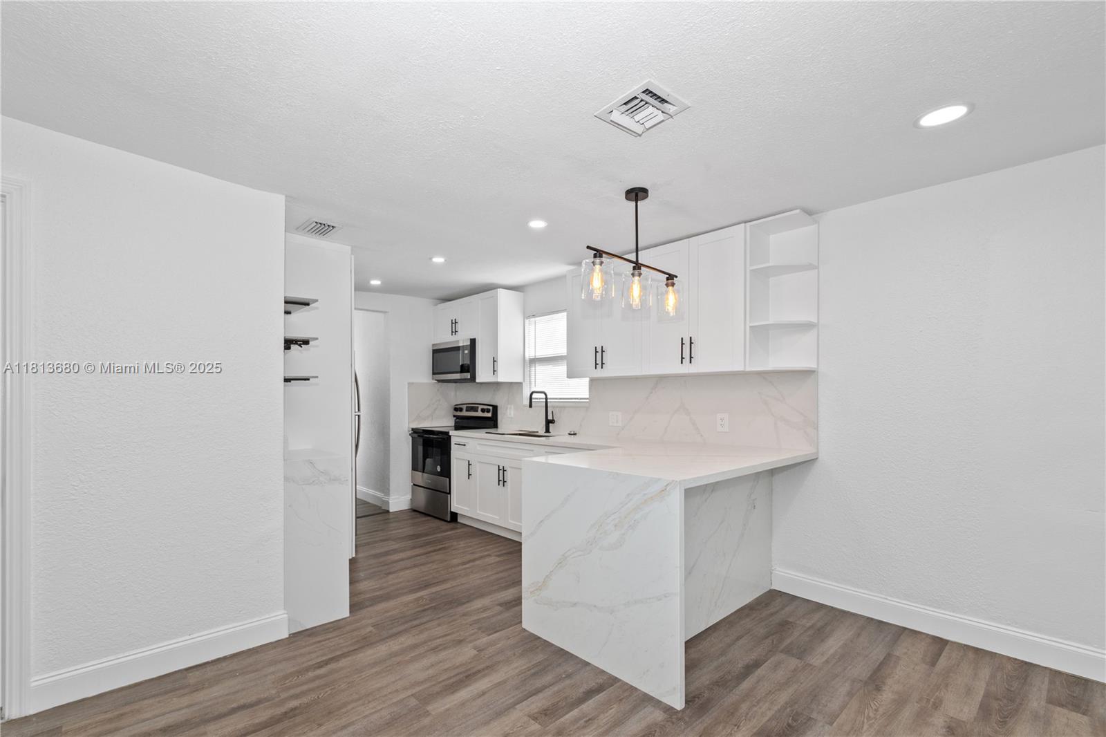 HIGH RIDGE PARK - Residential