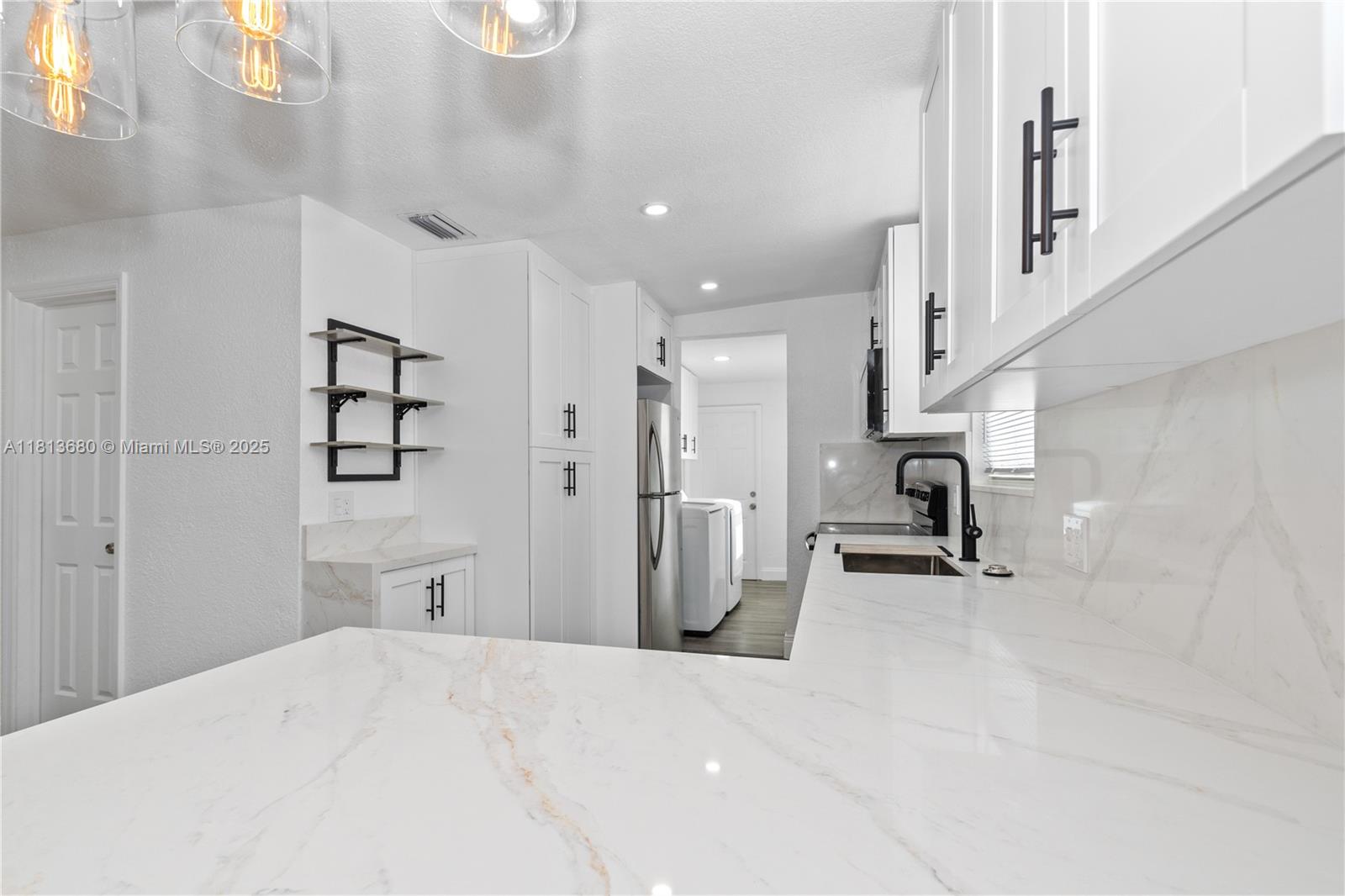 HIGH RIDGE PARK - Residential