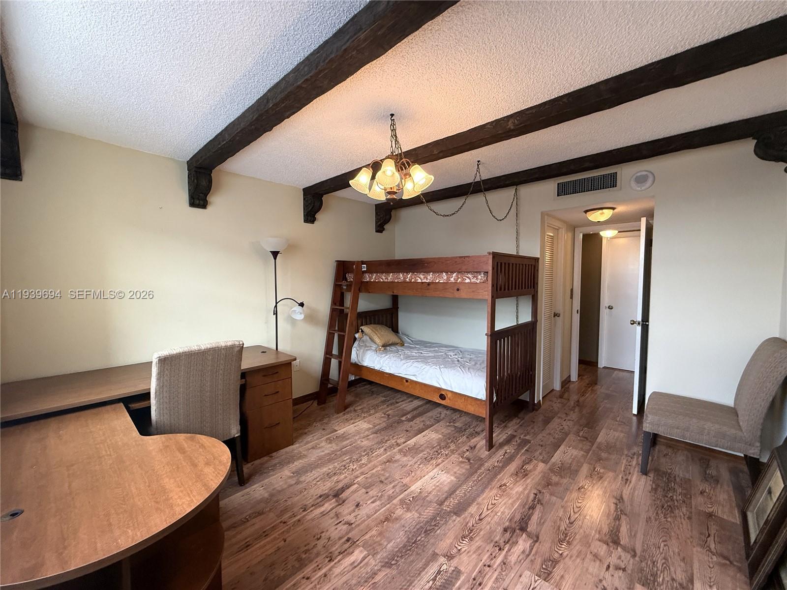 PLAZA TOWERS NORTH CONDO - Residential