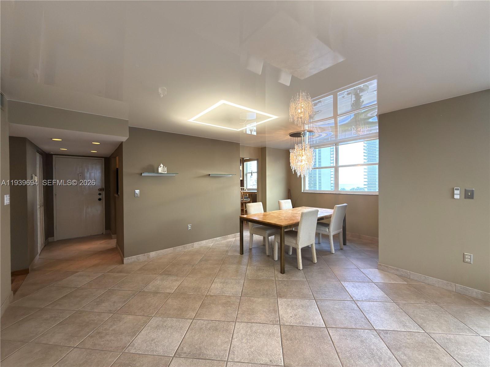 PLAZA TOWERS NORTH CONDO - Residential