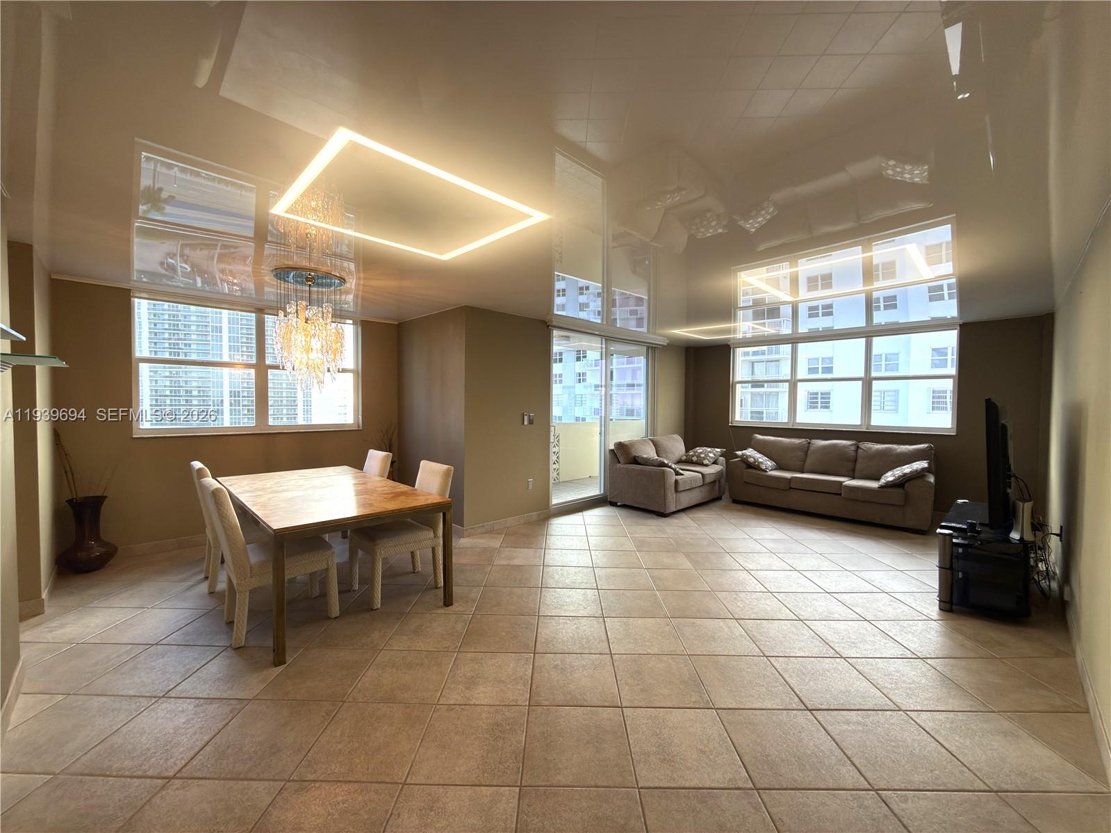 1833 S Ocean Dr 1402