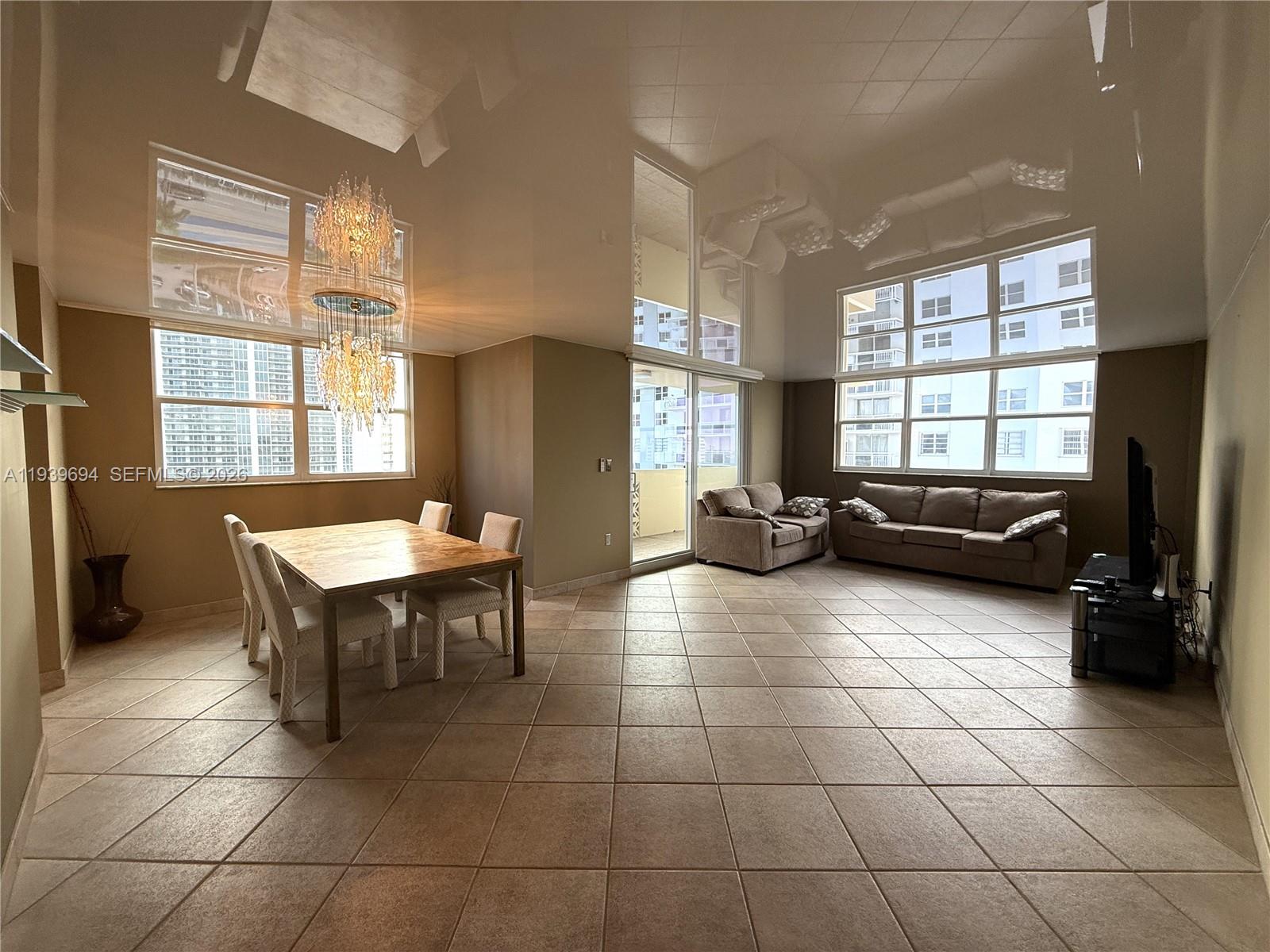 PLAZA TOWERS NORTH CONDO - Residential