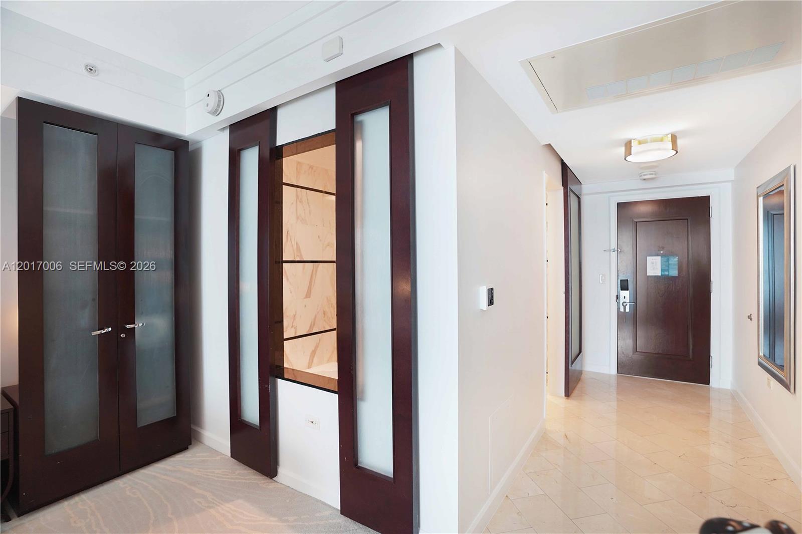 FONTAINEBLEAU III OCEAN C - Residential
