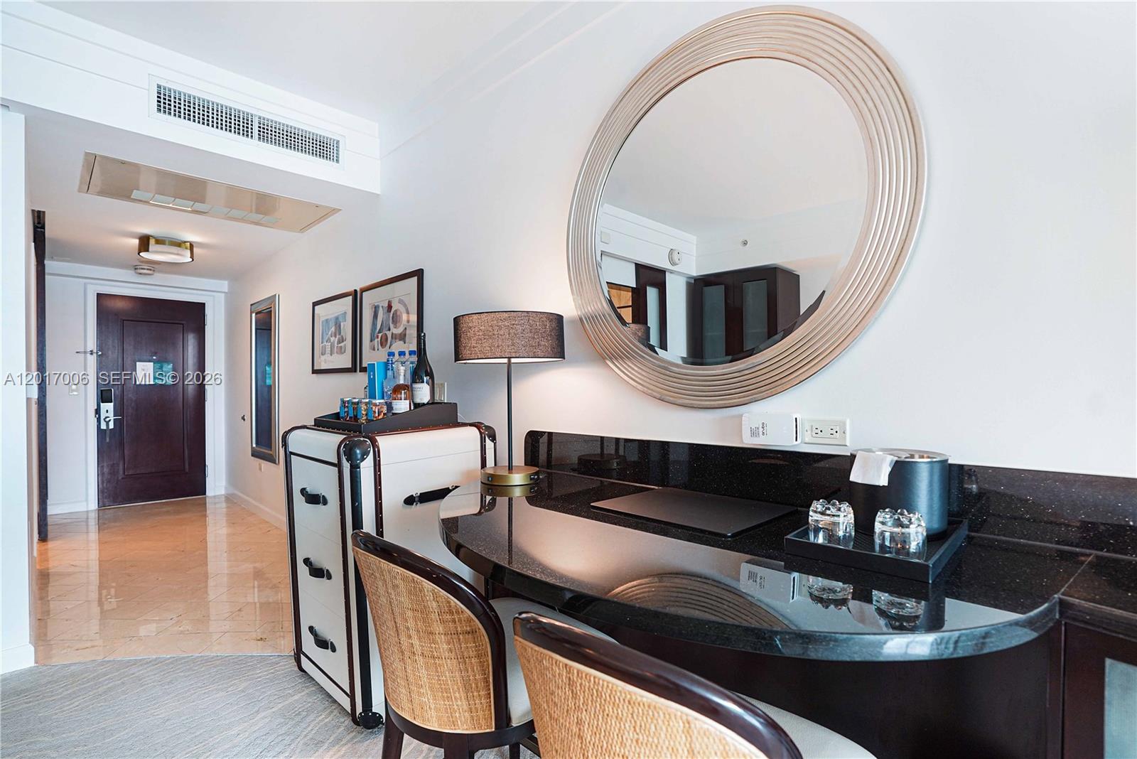 FONTAINEBLEAU III OCEAN C - Residential