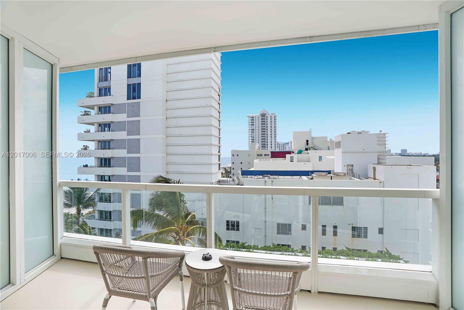 FONTAINEBLEAU III OCEAN C - Residential