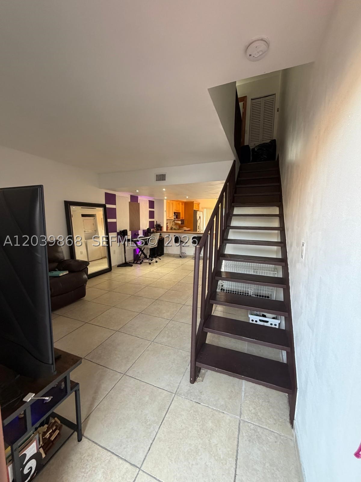 541 NW 82nd Ct 375
