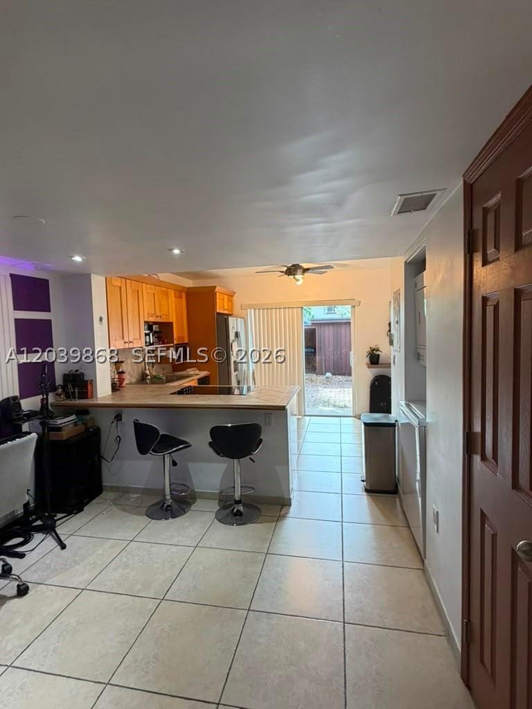 541 NW 82nd Ct 375