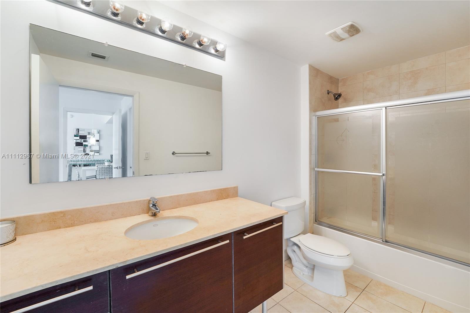 QUANTUM ON THE BAY CONDO - Residential