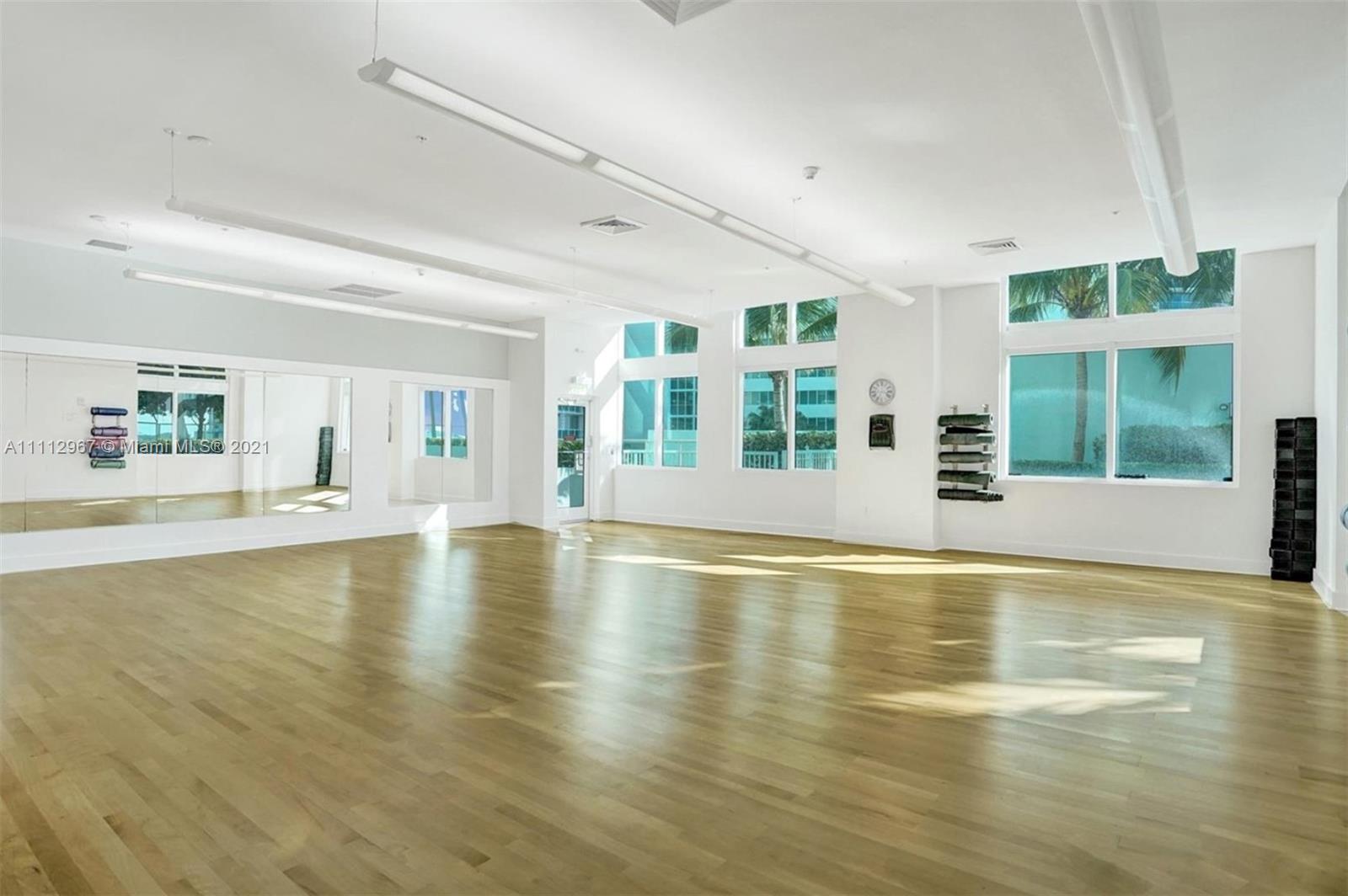 QUANTUM ON THE BAY CONDO - Residential