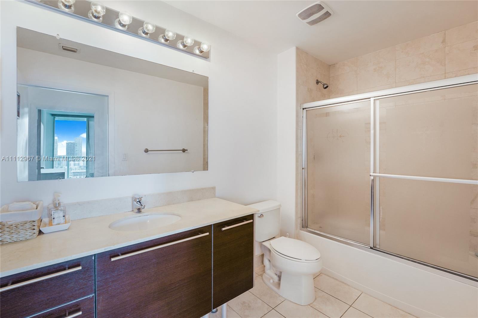 QUANTUM ON THE BAY CONDO - Residential