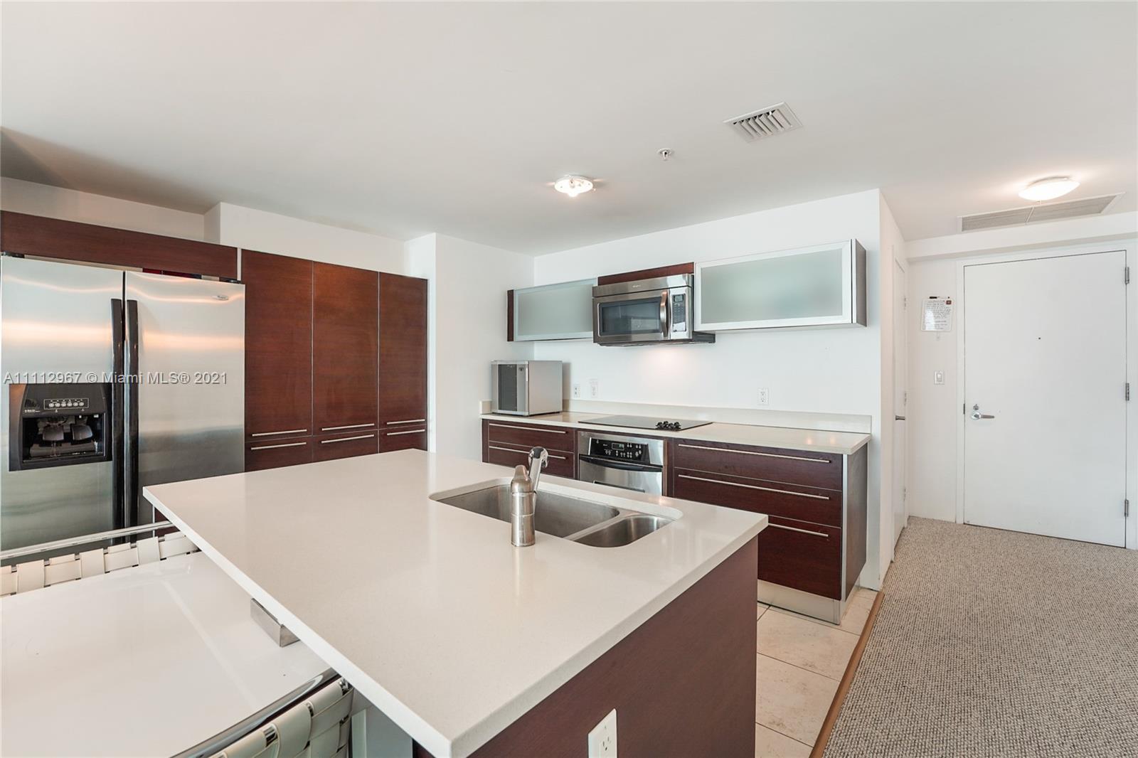 QUANTUM ON THE BAY CONDO - Residential