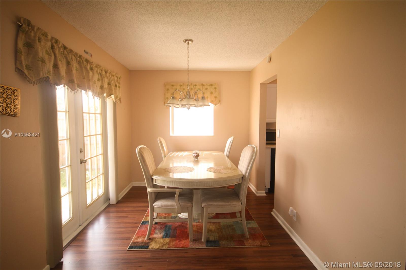 NORTH LAUDERDALE VILLAGE - Residential