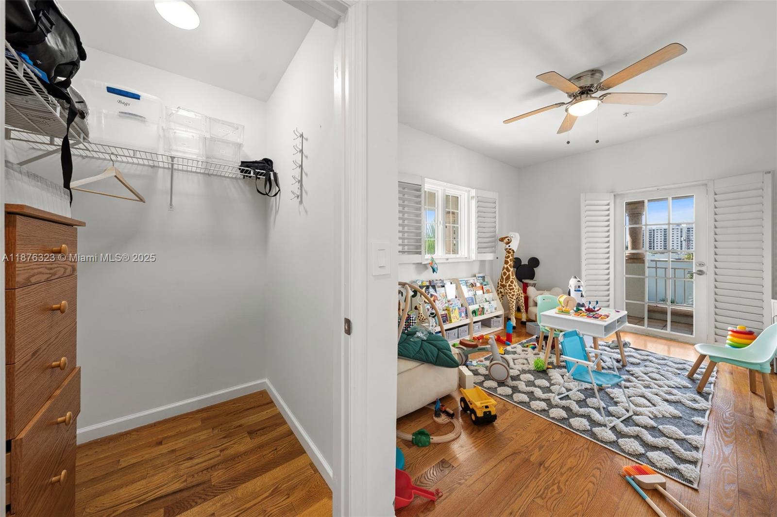 THE THS AT SUNSET HARBOUR - Residential