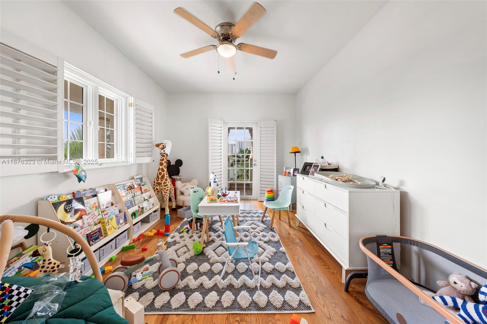 THE THS AT SUNSET HARBOUR - Residential