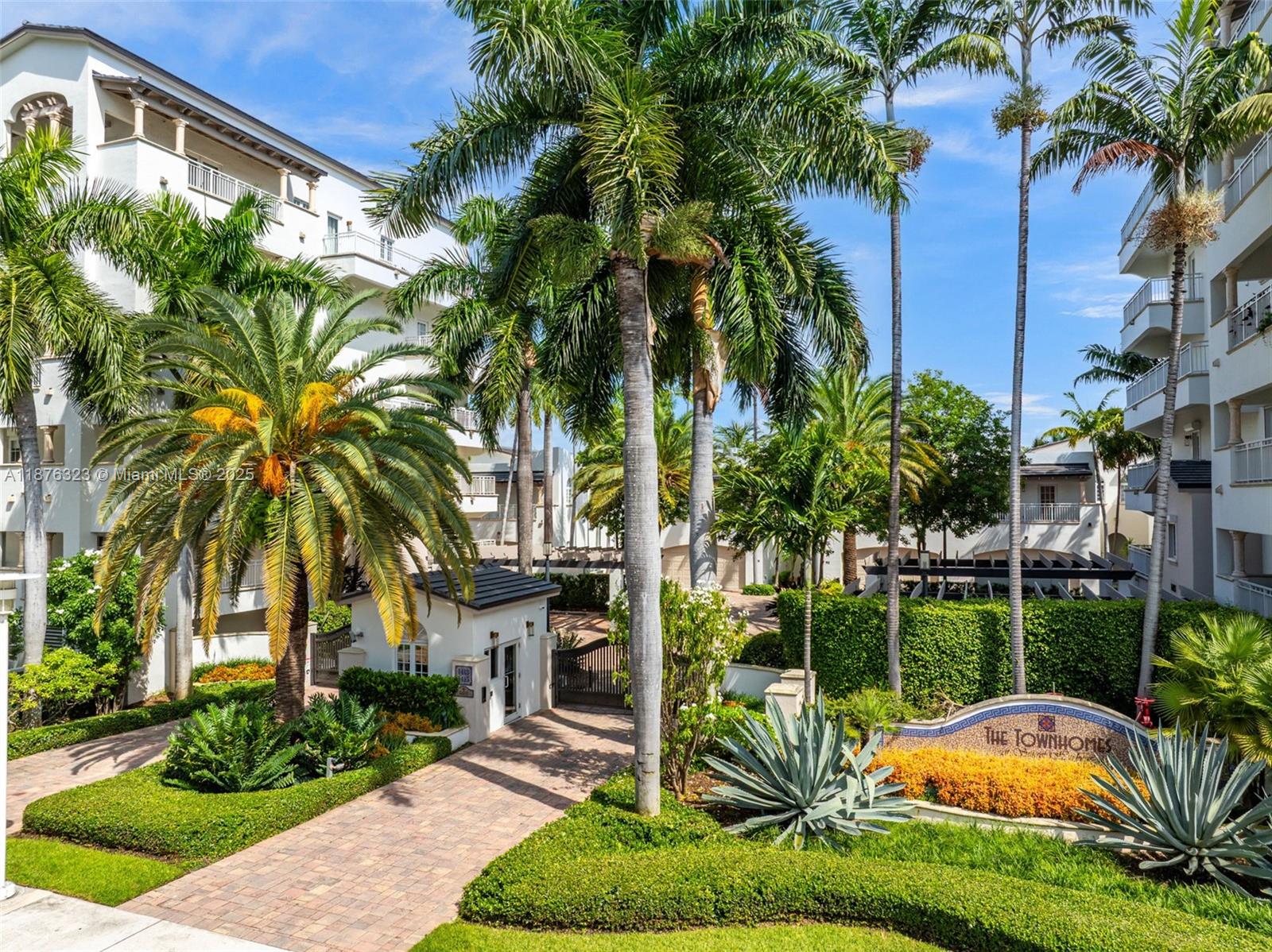 THE THS AT SUNSET HARBOUR - Residential