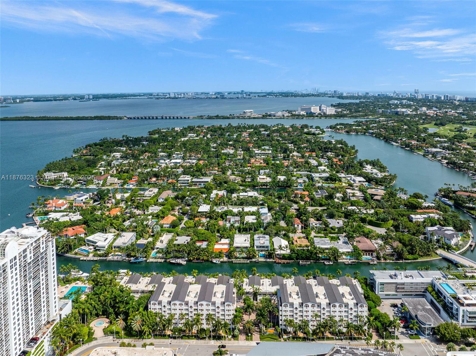 THE THS AT SUNSET HARBOUR - Residential