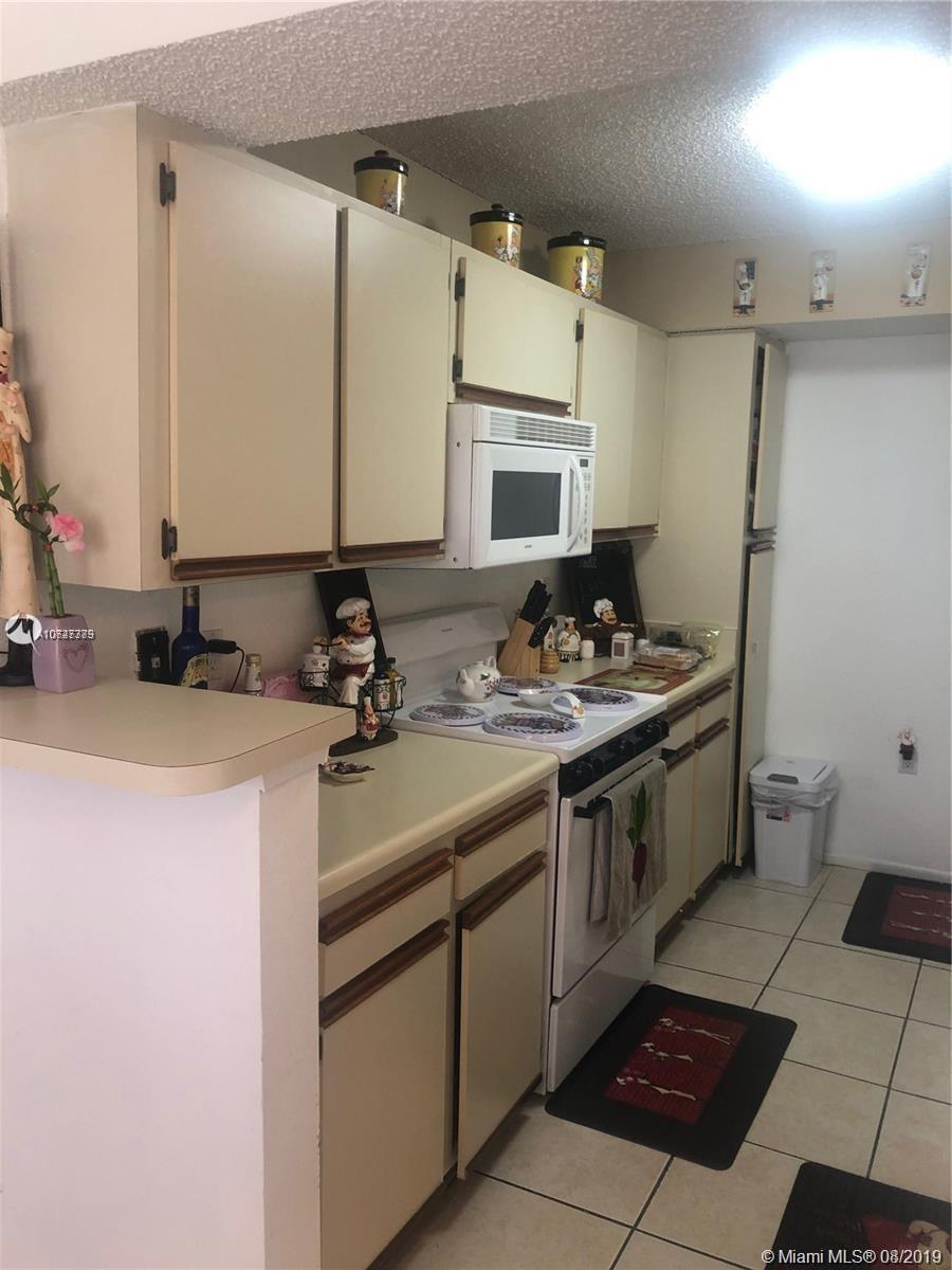 BISCAYNE BEACH CLUB CONDO - Residential