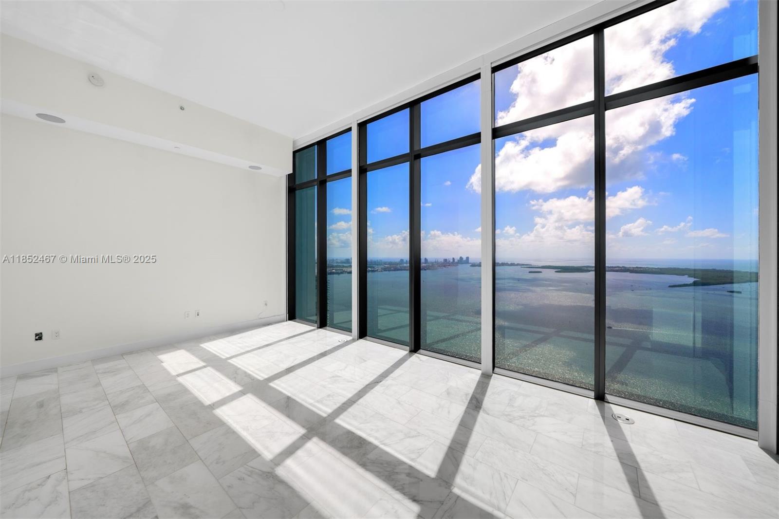 ECHO BRICKELL CONDO - Residential