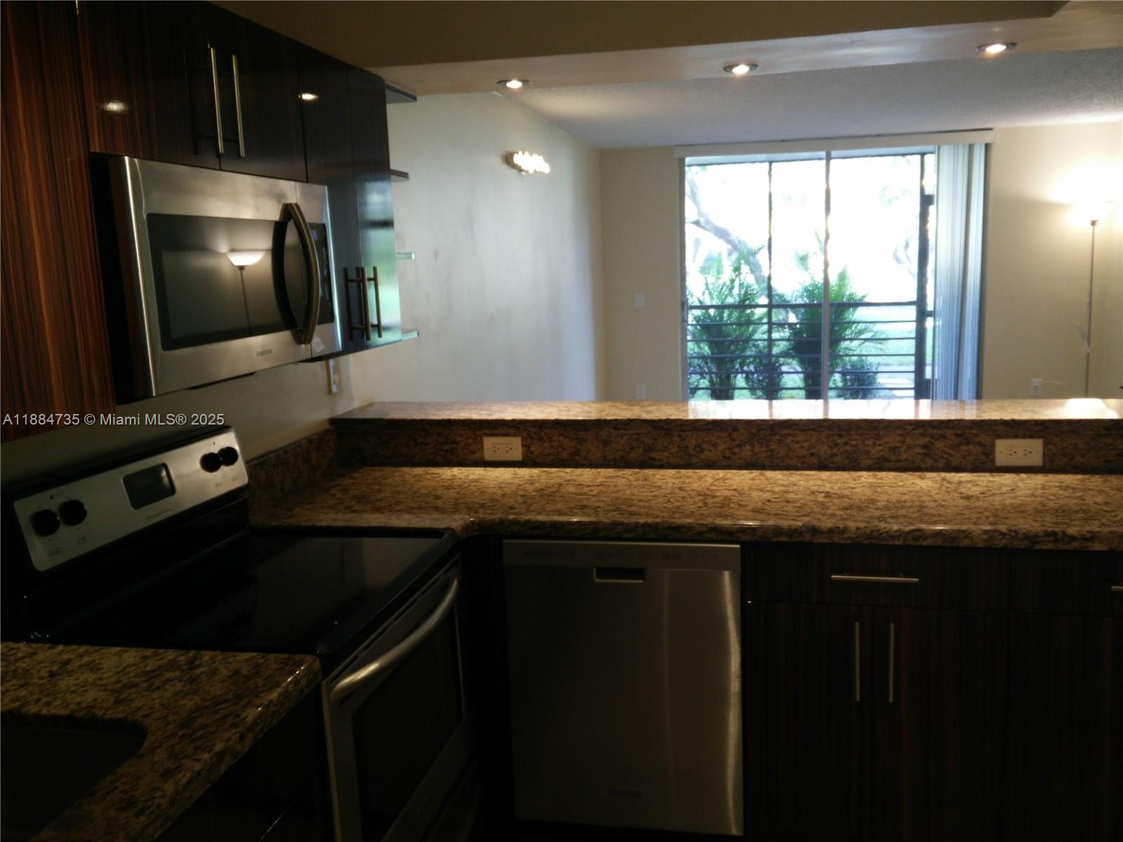 FOXCROFT APTS INC CONDO - Residential Lease