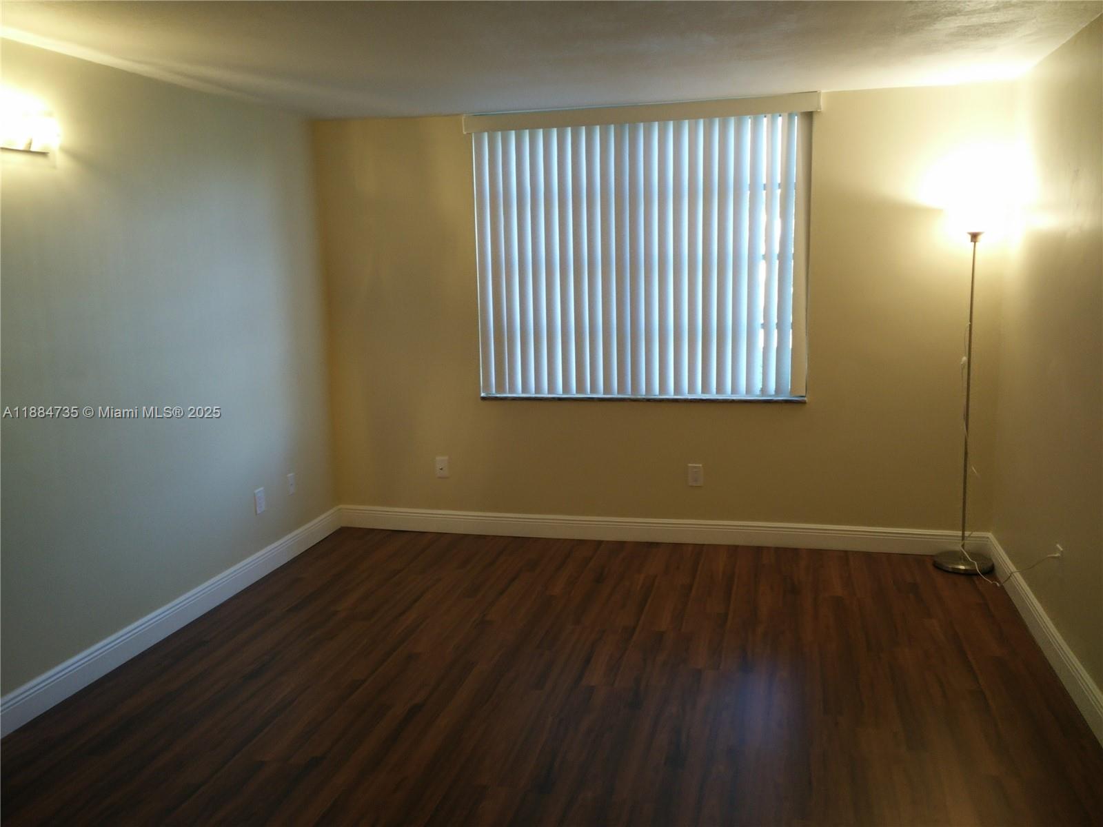 FOXCROFT APTS INC CONDO - Residential Lease