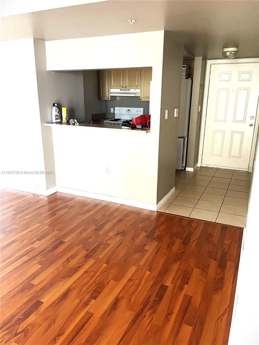 THE CITADEL CONDO - Residential Lease