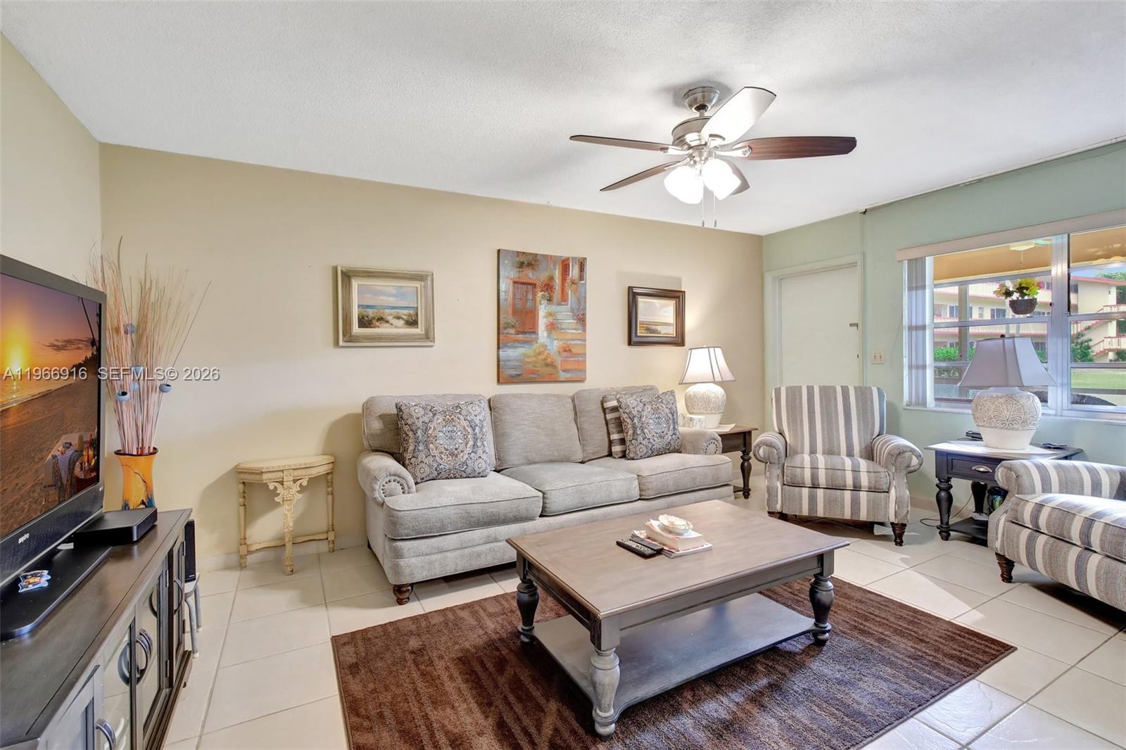 BEVERLY HILLS CONDO NUMBE - Residential